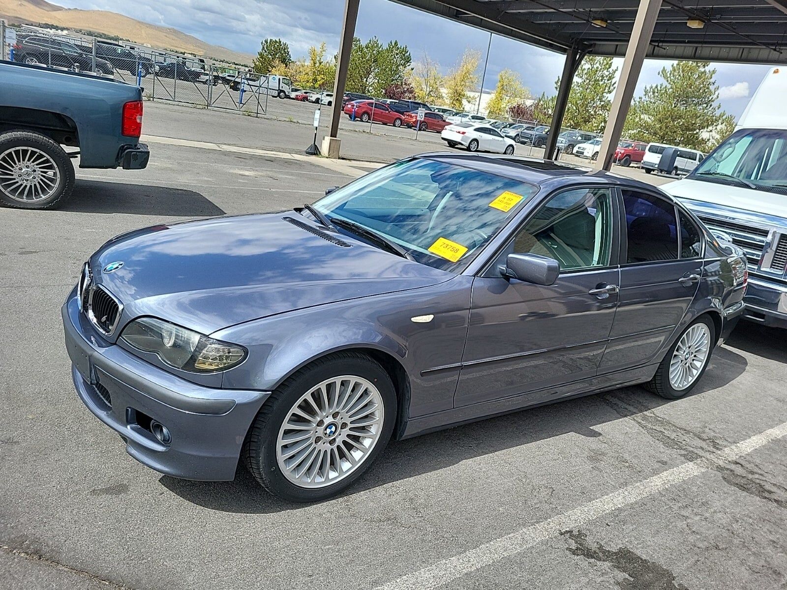 BMW 330i