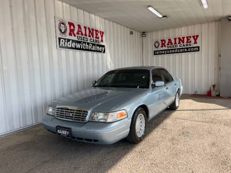 Ford Crown Victoria