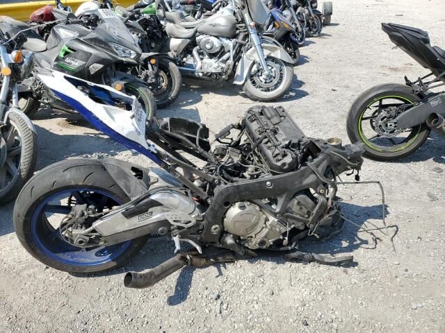 BMW S 1000 RR