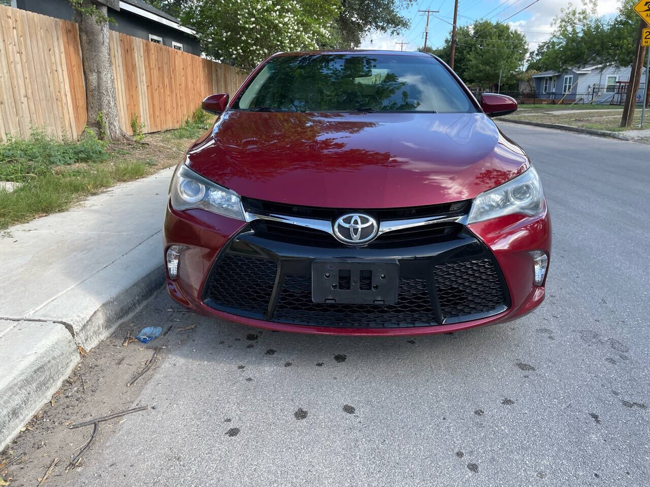 2015 TOYOTA Camry