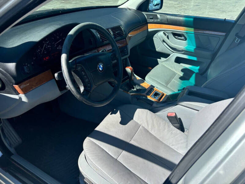 BMW 525i