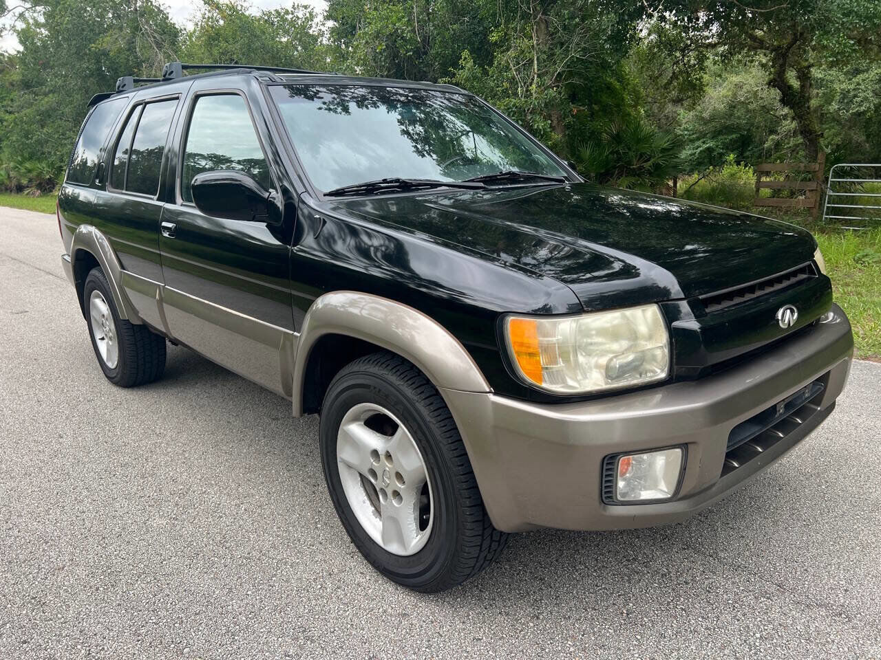 Infiniti QX4