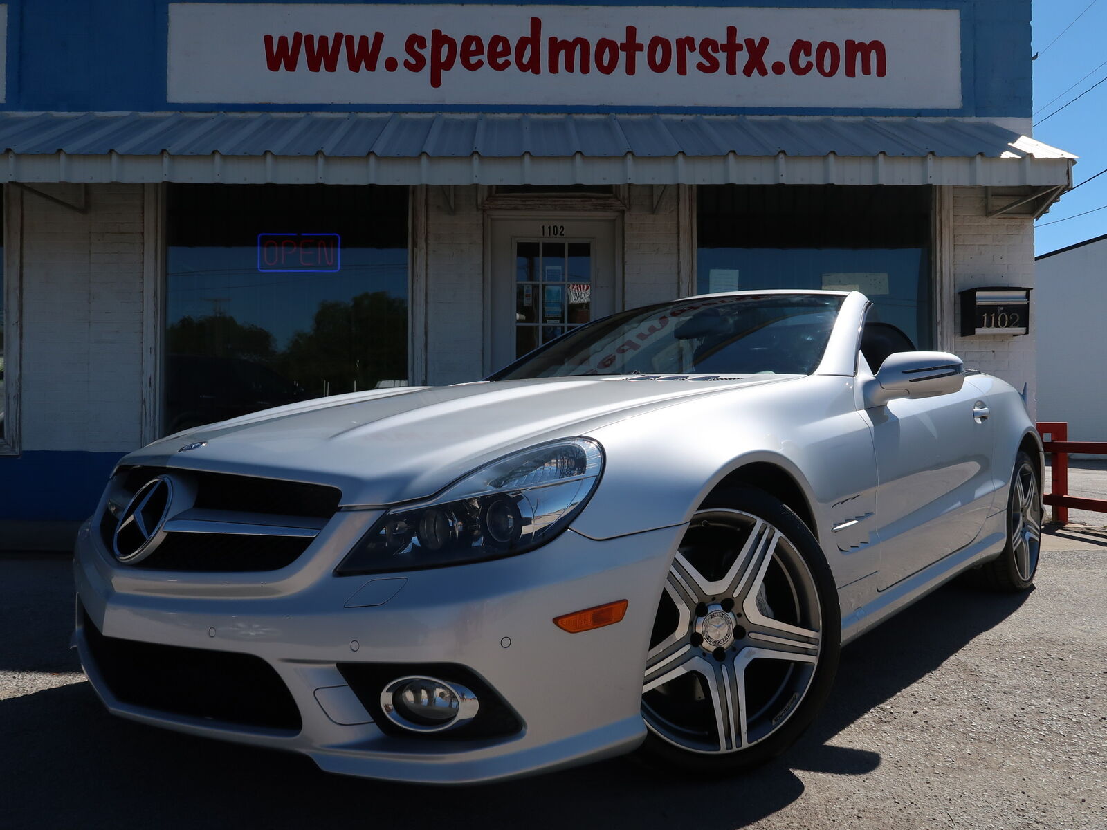 Mercedes-Benz SL-Class