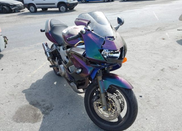 Honda VTR1000F (SUPERHAWK)