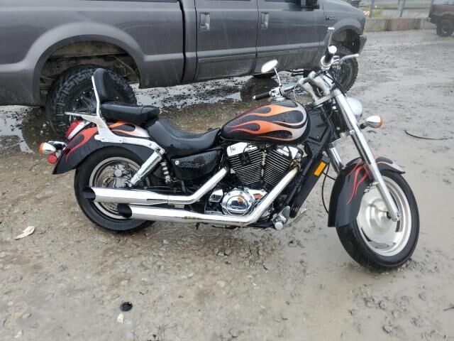 Honda VT1100C2 (SHADOW SABRE)