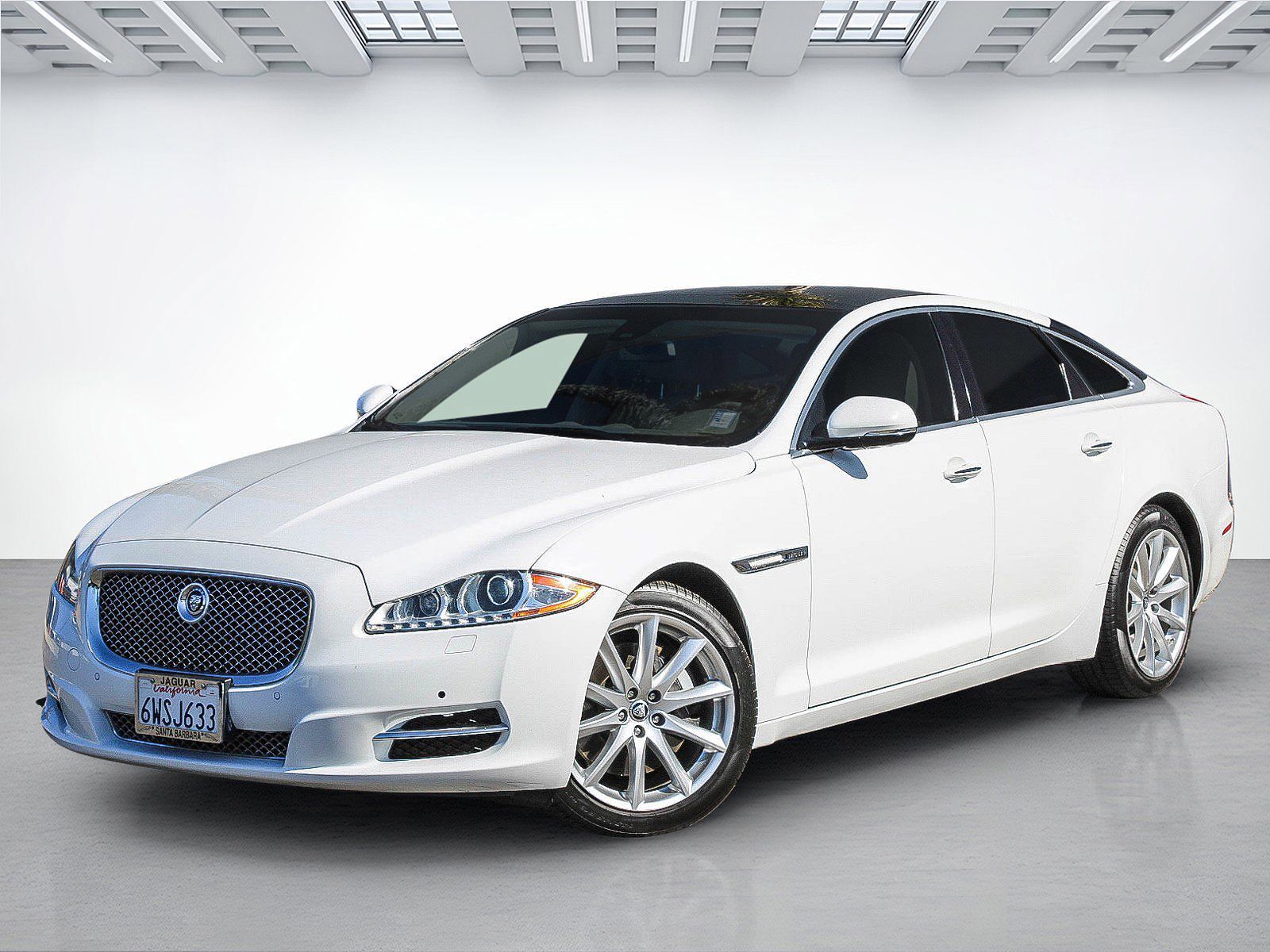 Jaguar XJ