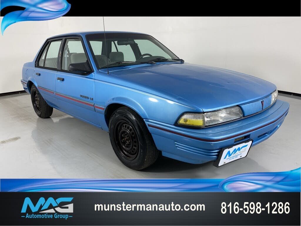 Pontiac Sunbird