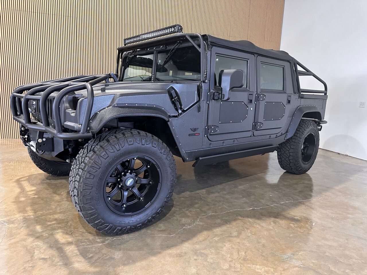 HUMMER H1