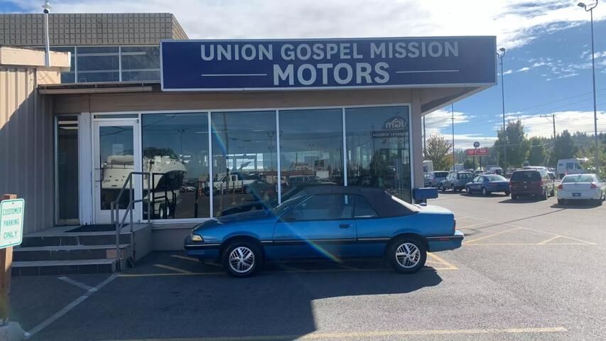 Pontiac Sunbird