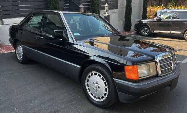 Mercedes-Benz 190
