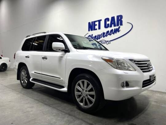Lexus LX