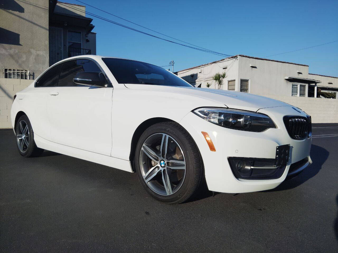 BMW 230i