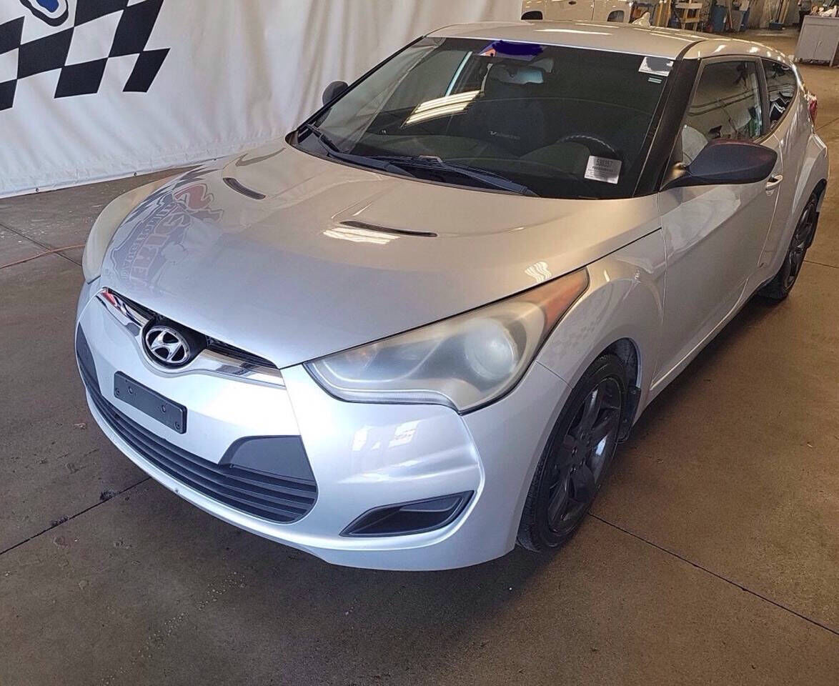 2012 HYUNDAI Veloster