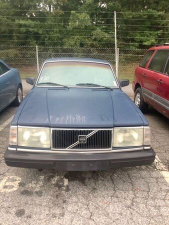 Volvo 240 Series