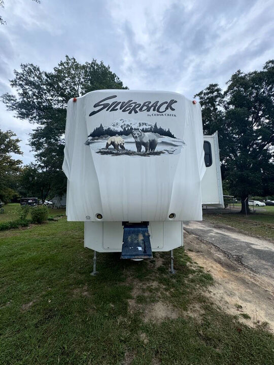 2012 FOREST RIVER Cedar Creek