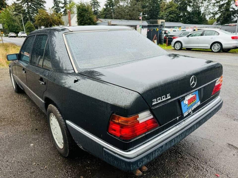 Mercedes-Benz 300