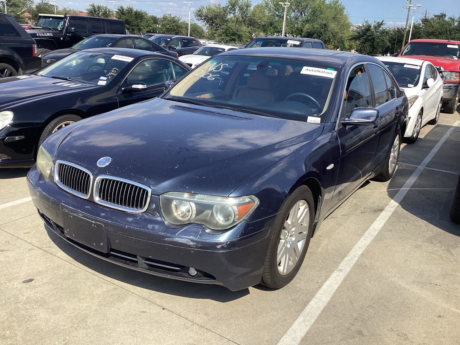 BMW 745i