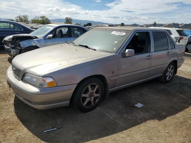 Volvo S70