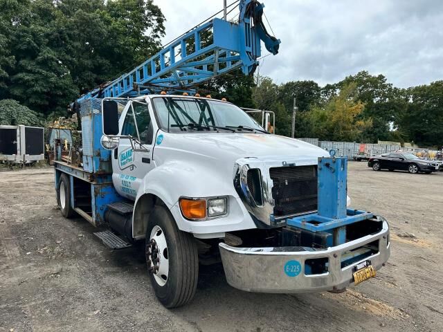 Ford F-650