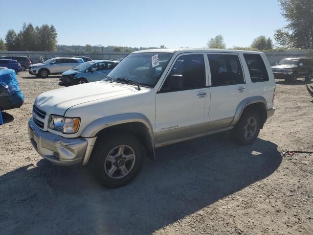 Isuzu Trooper