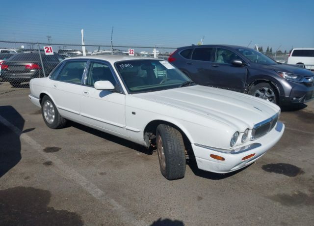 Jaguar XJ8
