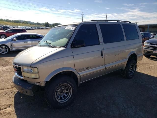 GMC Safari