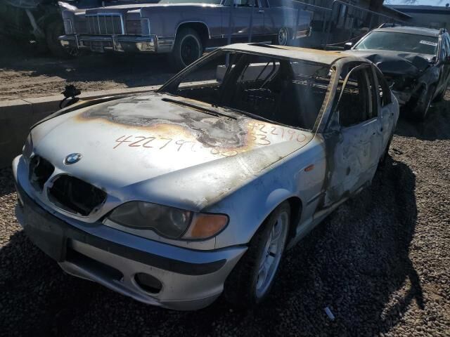 BMW 330i