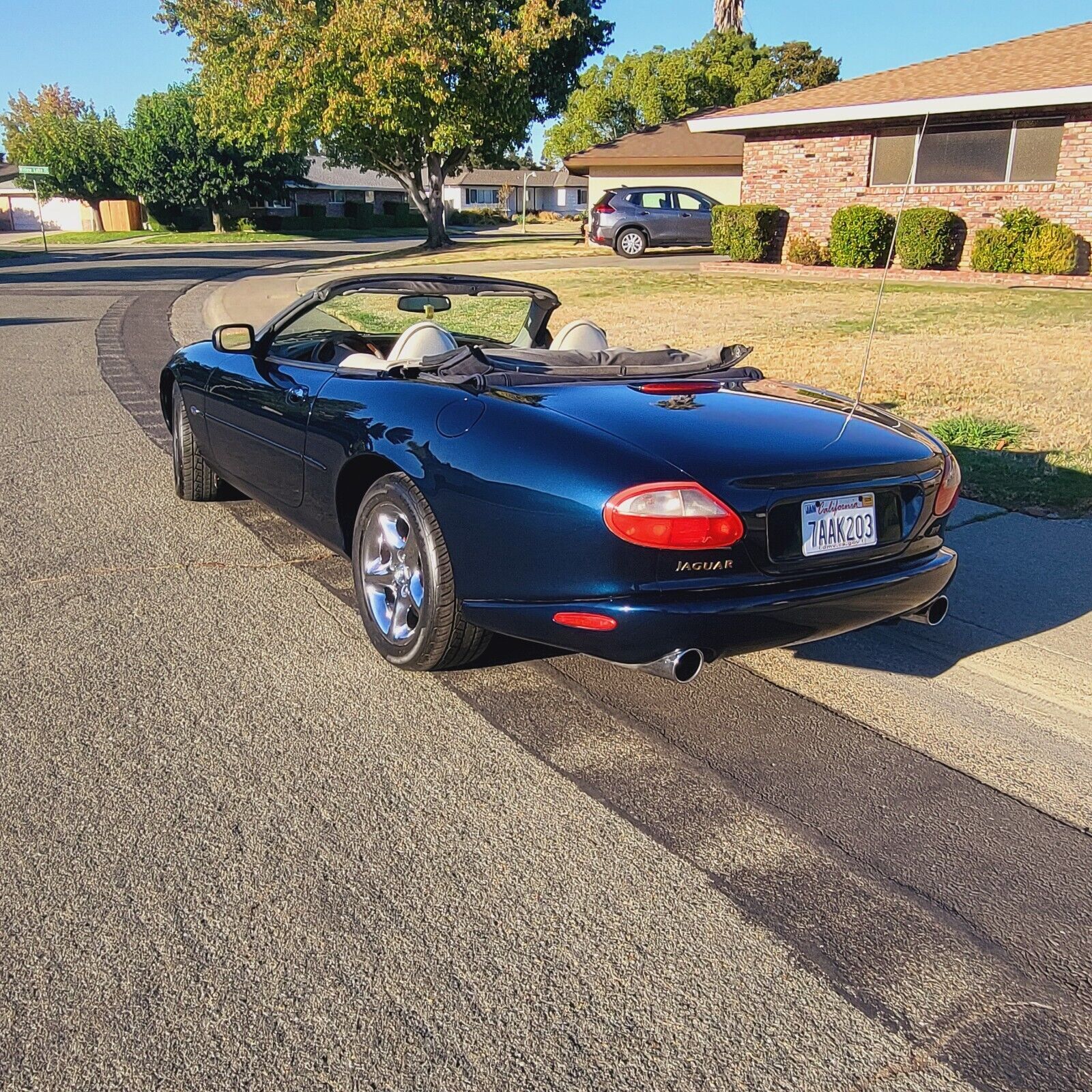 Jaguar XK8