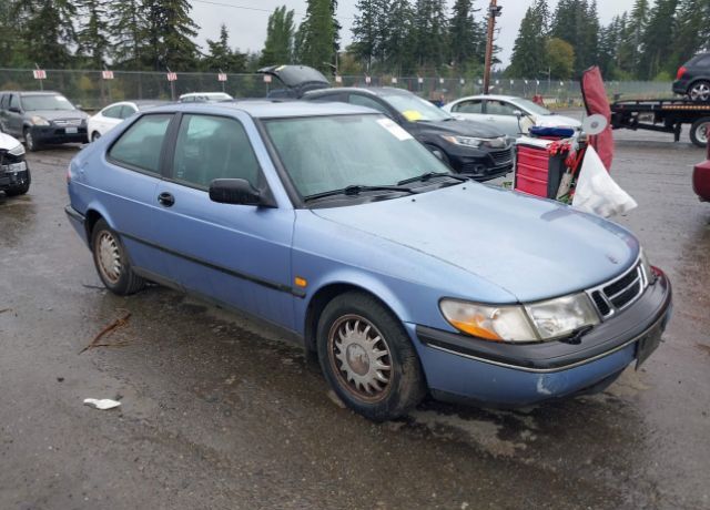 Saab 900