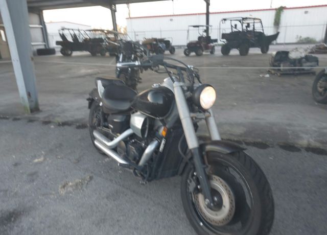 Honda VT750 (Shadow Phantom)