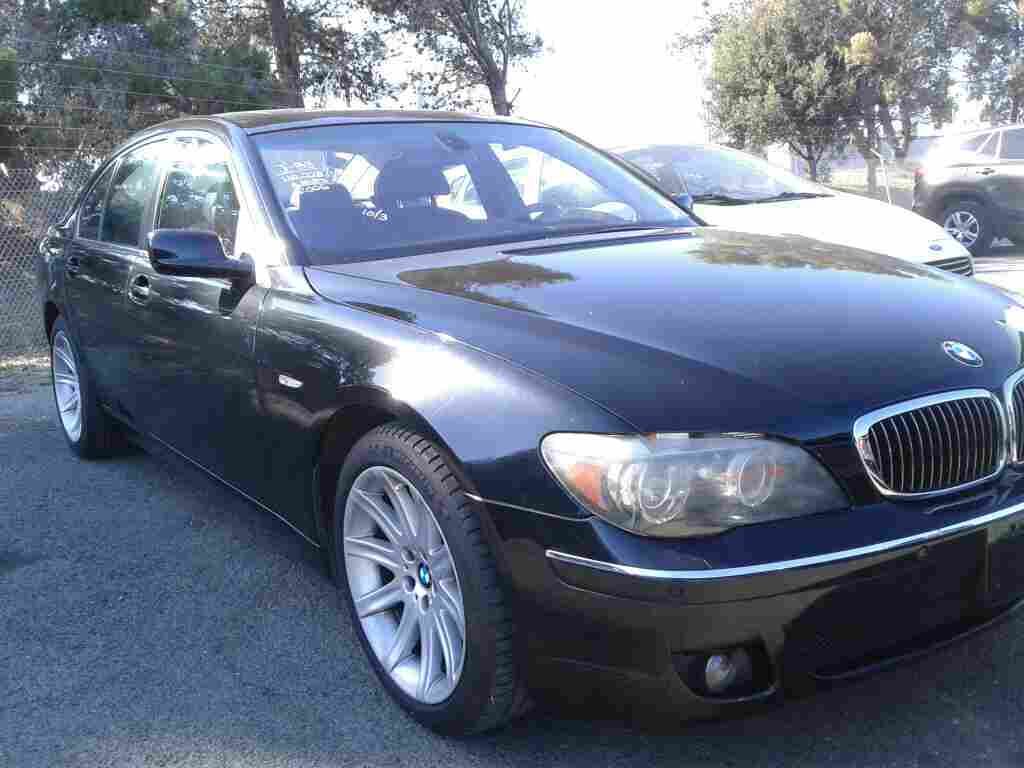 BMW 750i