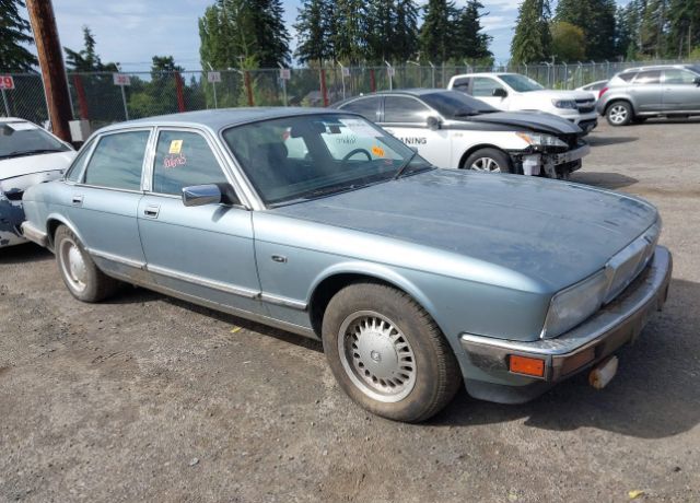 Jaguar XJ6