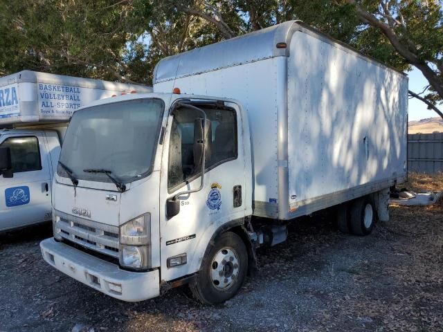 Isuzu NPR