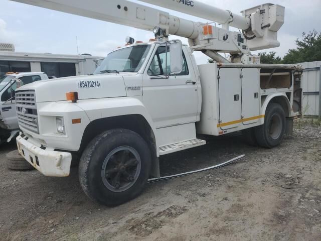 Ford F-600