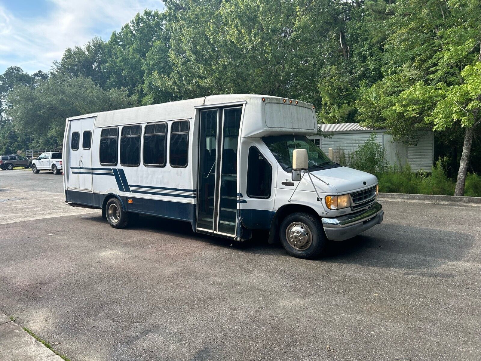 Ford E-450