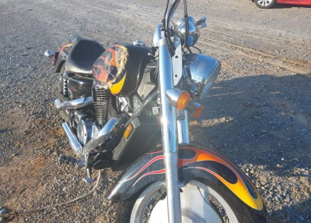 Honda VT1100C2 (SHADOW SABRE)