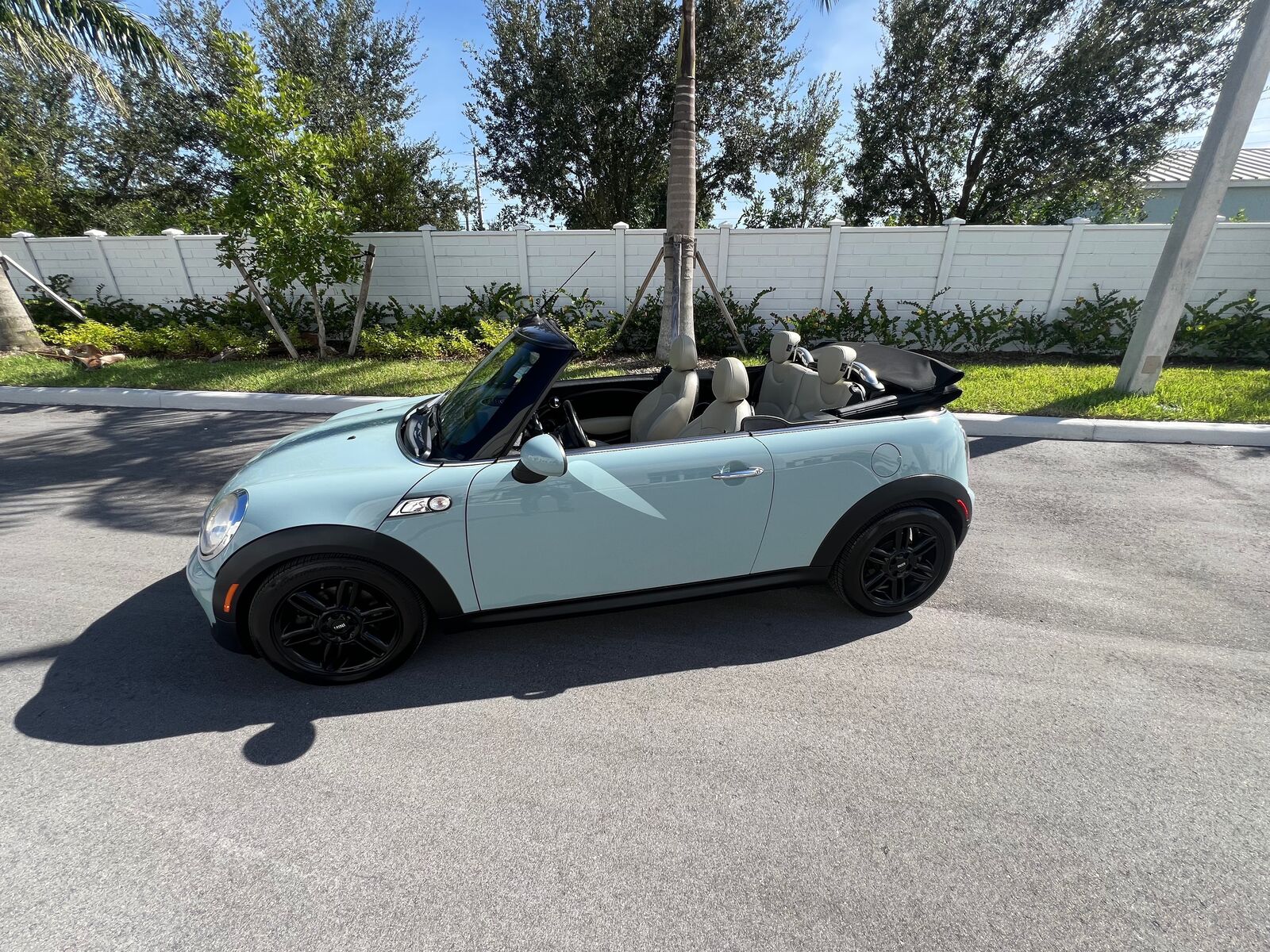 MINI Cooper Convertible