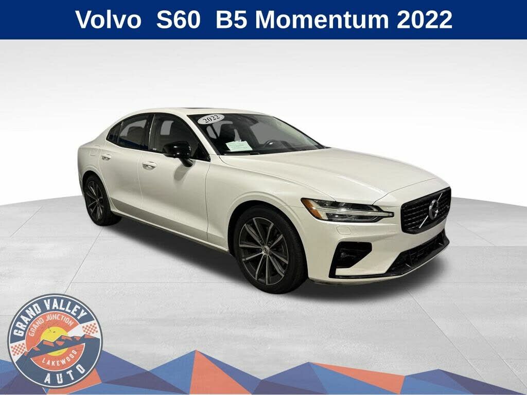 2022 VOLVO S60