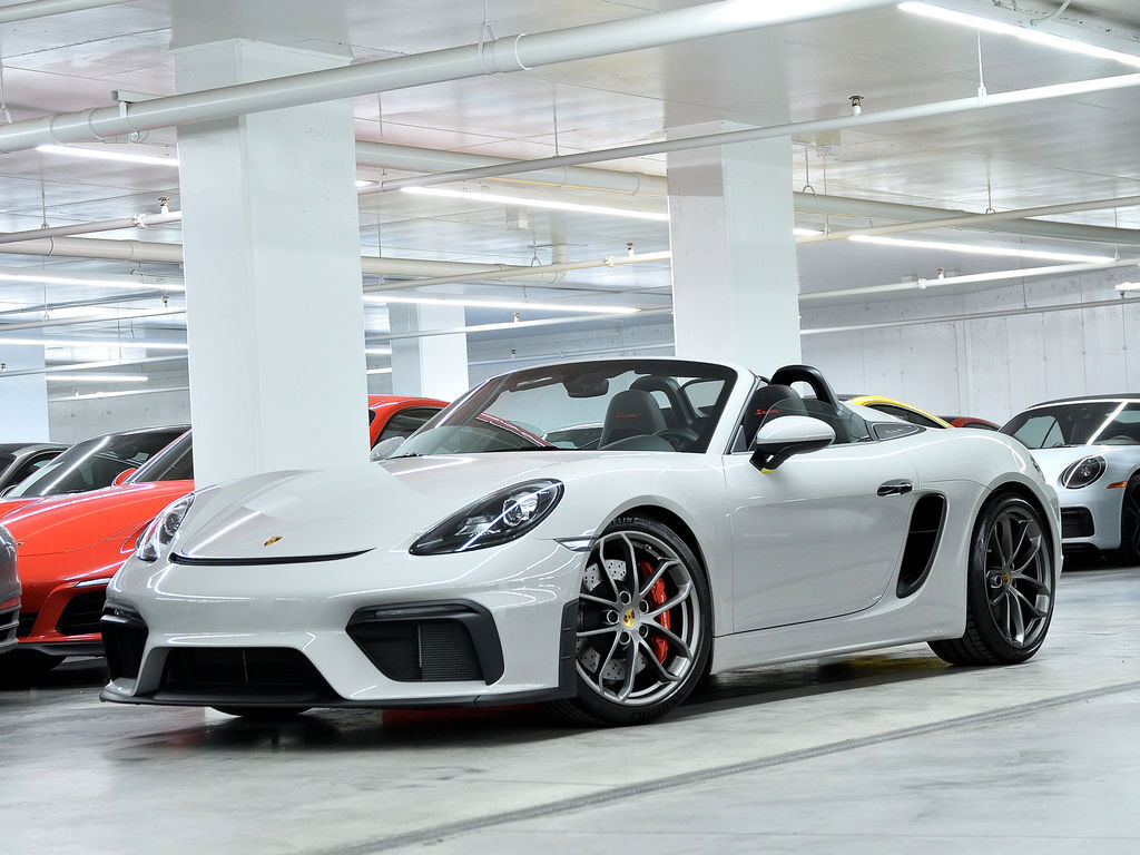 PORSCHE