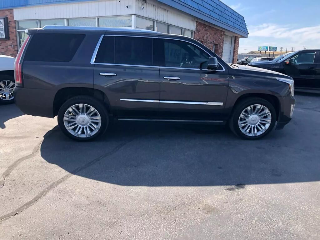 2016 CADILLAC Escalade