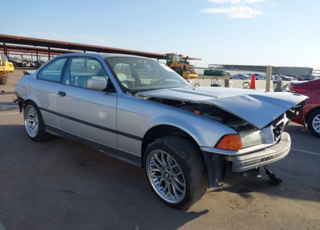 BMW 325iS
