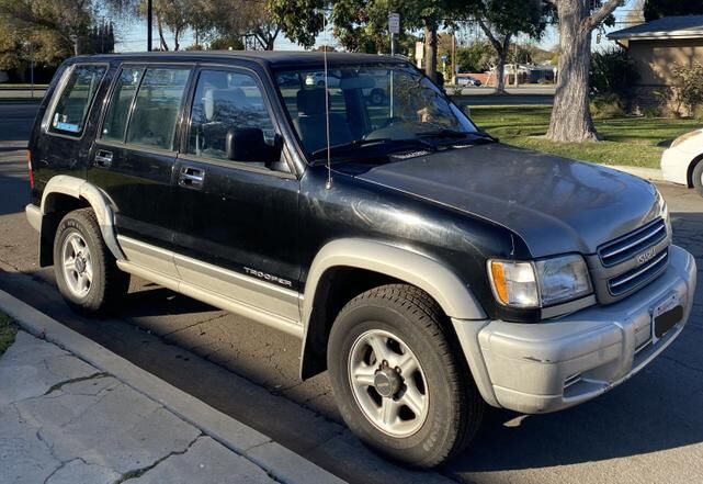 Isuzu Trooper