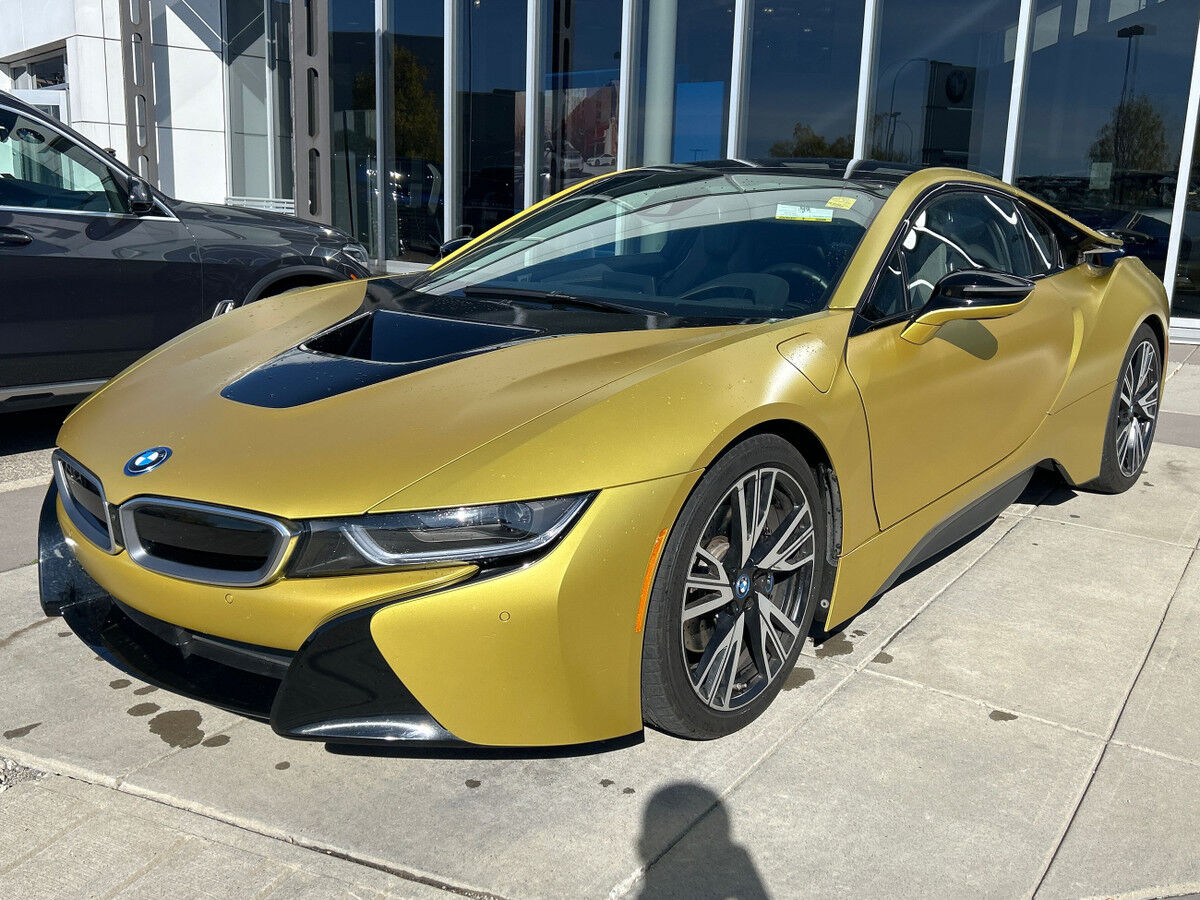 BMW i8