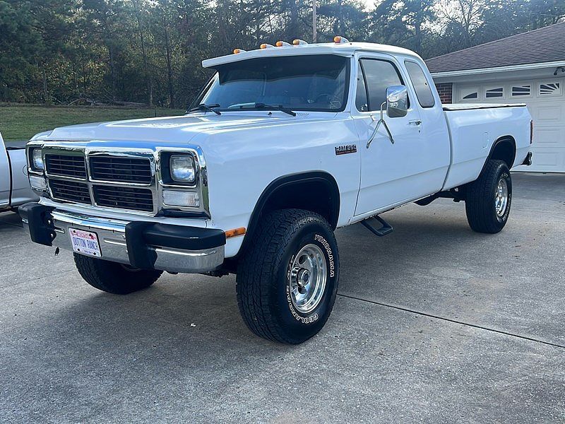 Dodge D-Series