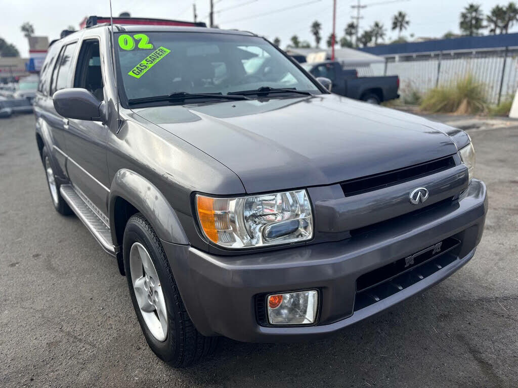 Infiniti QX4