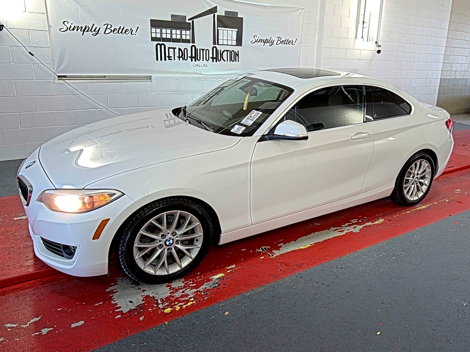 BMW 228i