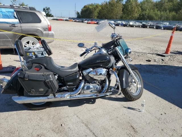 Honda VT750 (Shadow Aero)