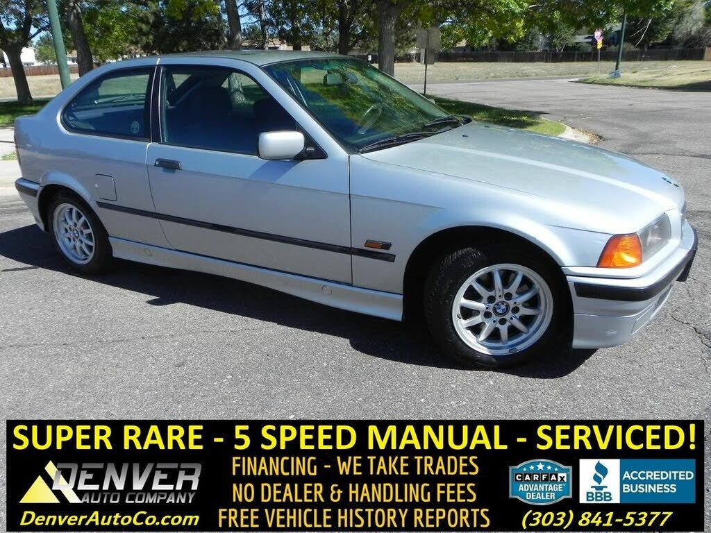BMW 318ti