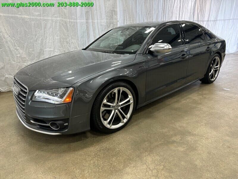 Audi S8