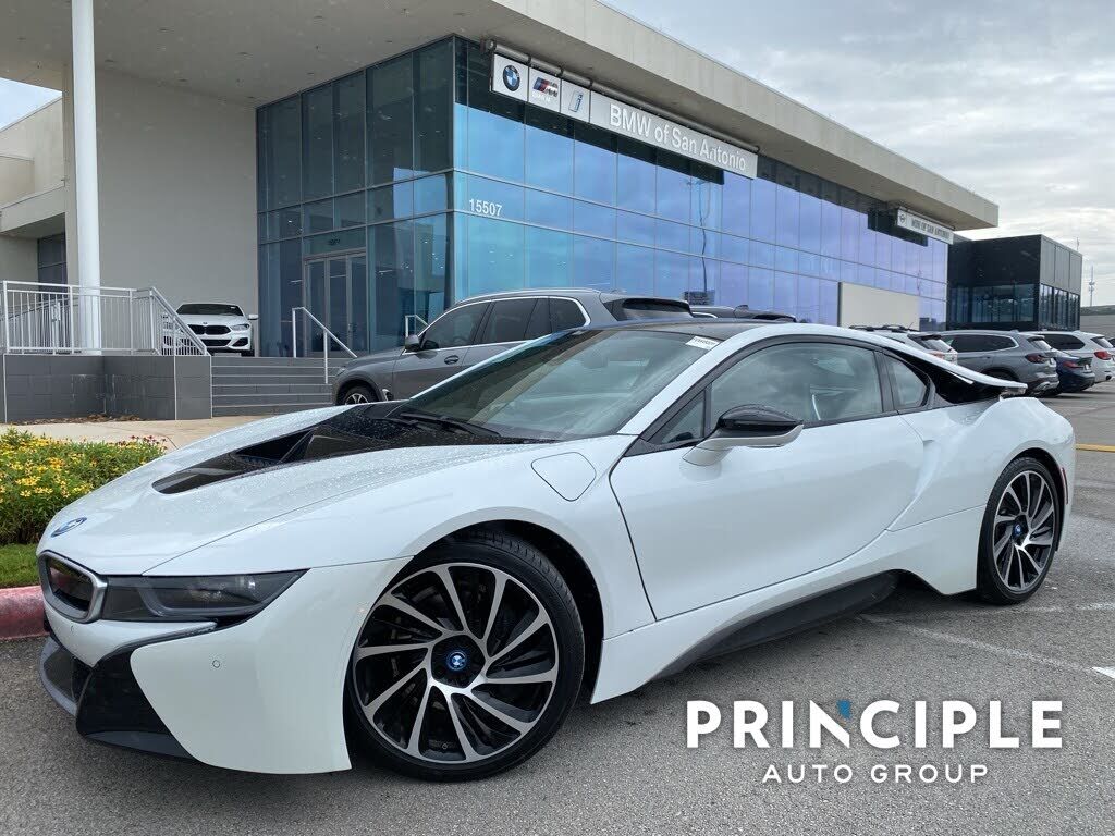BMW i8
